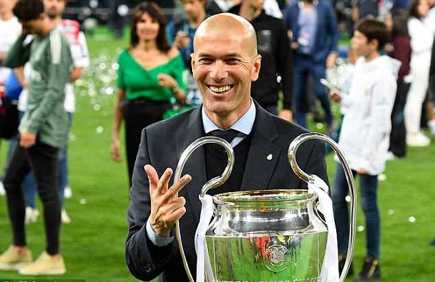 Zidane đi vào lịch sử Real ảnh 1
